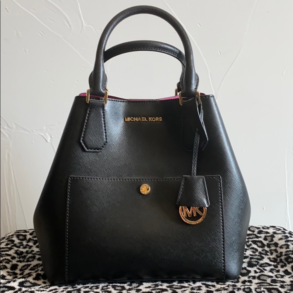 🎉SOLD🎉🎉🎉Michael Kors Large Greenwich